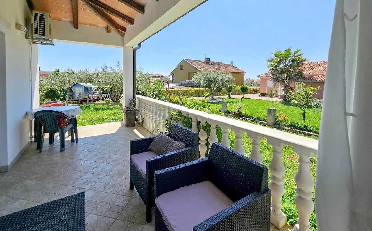 Liam Apartamento Novigrad Istria 0*,  Croácia